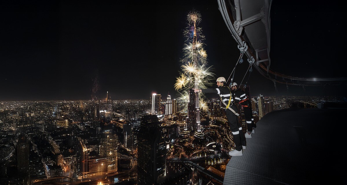Edge Walk on NYE at Sky Views Observatory